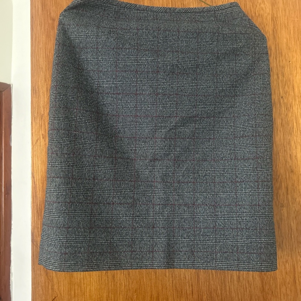 Classic Gray Plaid Pencil Skirt - Women's